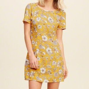 Hollister Yellow Floral Shift Dress Size S